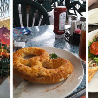 Duke's Riverside Bar & Grille