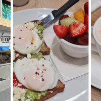 Honey Berry Pancakes and Cafe Lombard