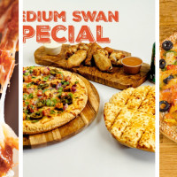 Red Swan Pizza - Kelowna East